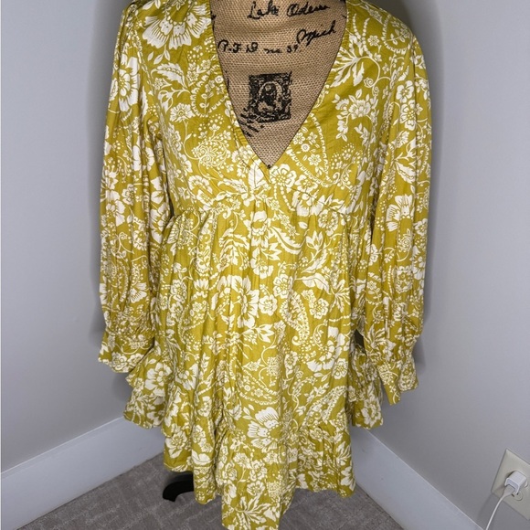 Mauve Yellow Floral Mini‎ Dress - Picture 11 of 11